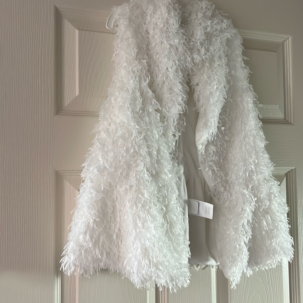 American widegon brand faux fur vest girls 8 Nordstrom white winter layering